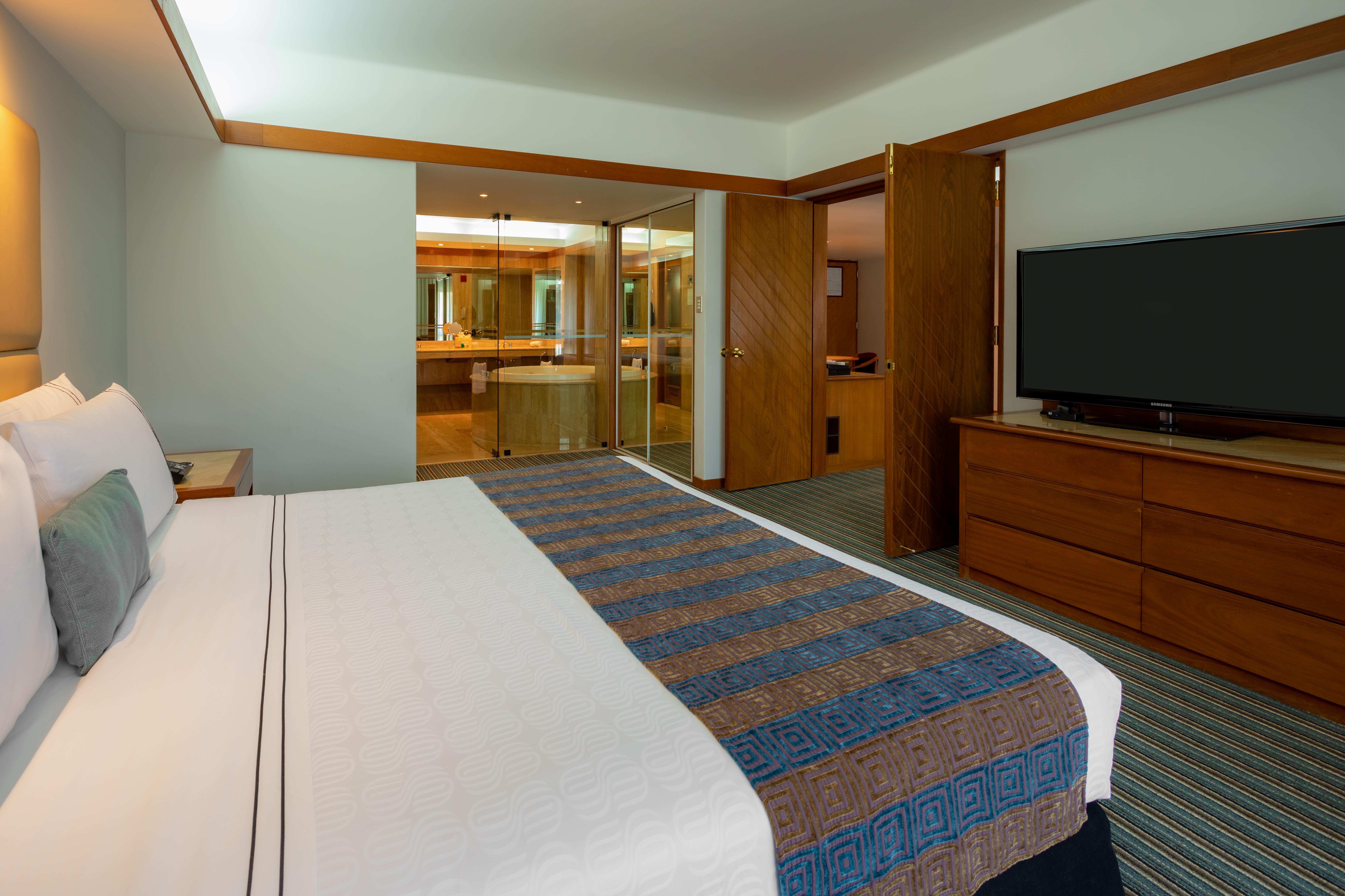 Sonesta Hotel El Olivar Lima Dış mekan fotoğraf A bedroom at the hotel